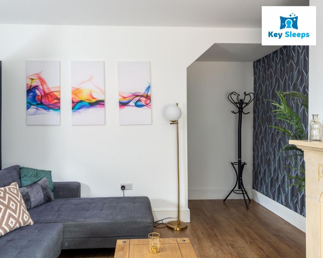 Five Bedroom Spacious Modern House By Keysleeps Short Lets Workington Lake District Beach Eksteriør billede
