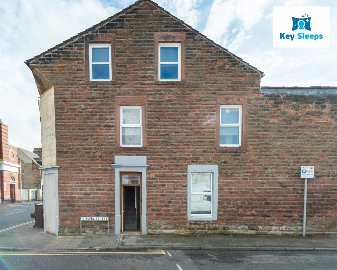 Five Bedroom Spacious Modern House By Keysleeps Short Lets Workington Lake District Beach Eksteriør billede
